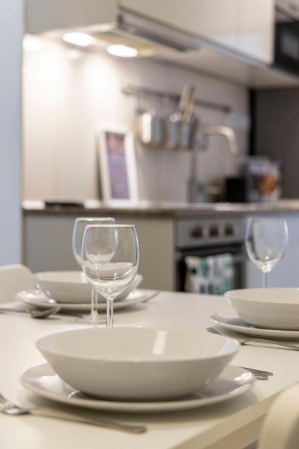 Central Grand Apartment With 5Bedrm 2Bathroom Budapest Luaran gambar